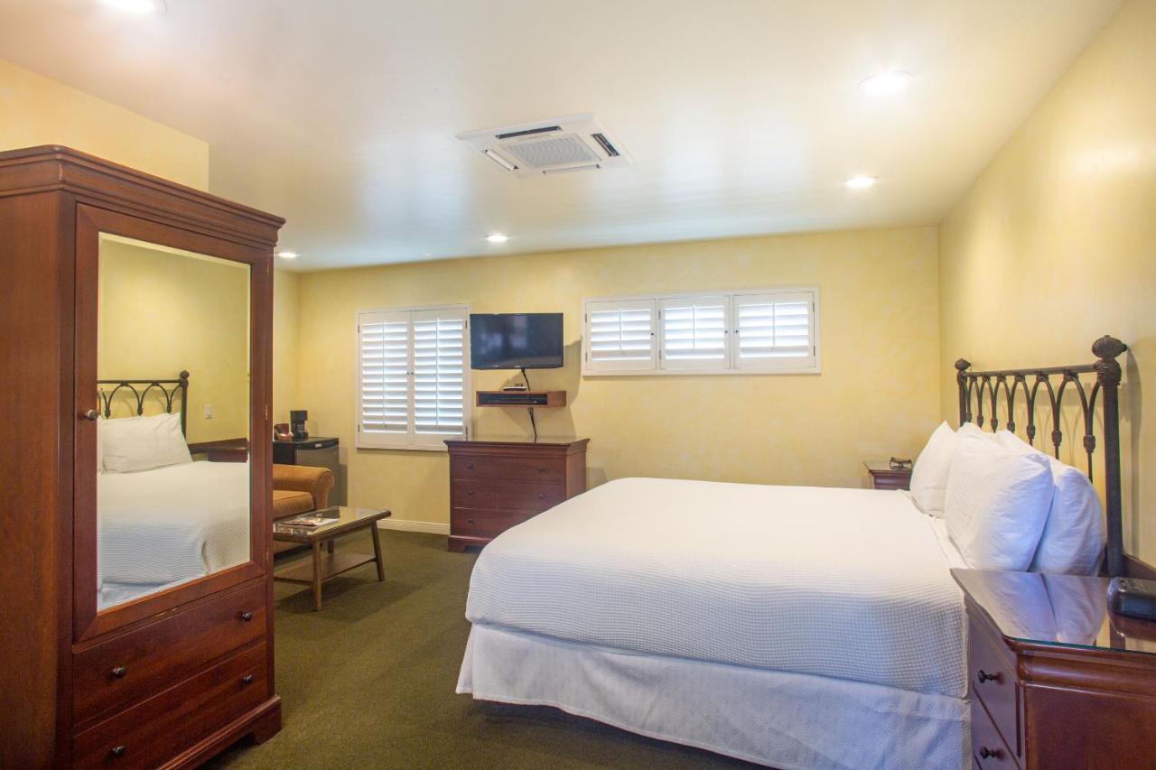 Castillo Inn At The Beach Santa Barbara Ngoại thất bức ảnh